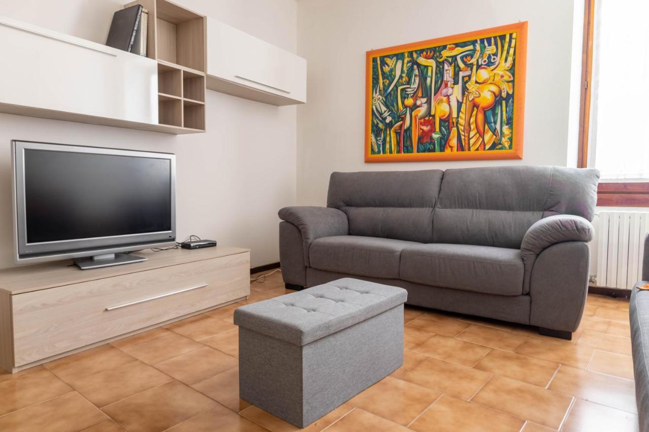Haus Martina Daire Desenzano del Garda Dış mekan fotoğraf
