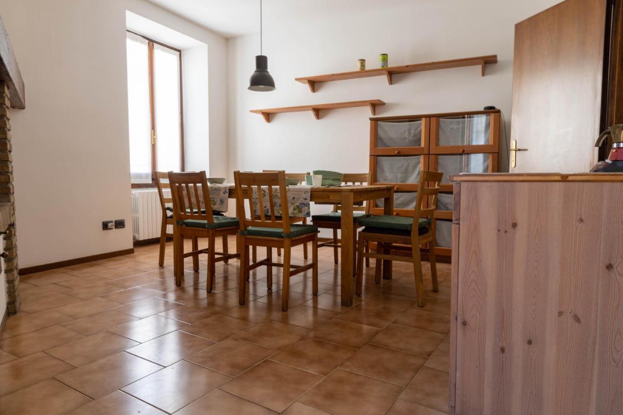 Haus Martina Daire Desenzano del Garda Dış mekan fotoğraf